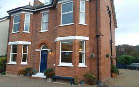 The Groveside Guest House